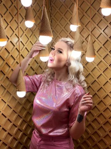 Лаура фото 2